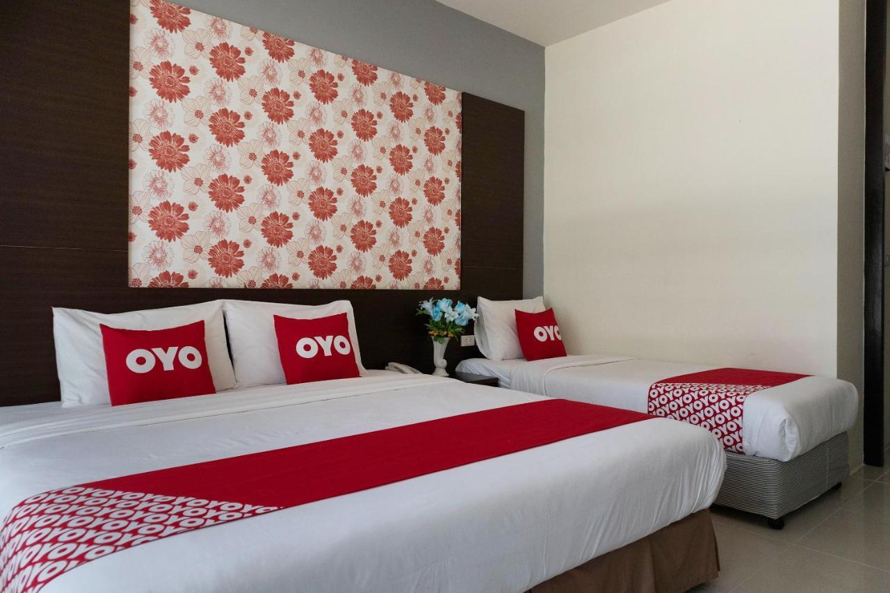 Oyo 792 Omsaga Phuket Hotel Εξωτερικό φωτογραφία